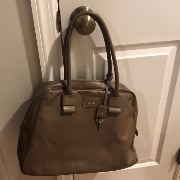 Marc Jacobs bag. Barley used. - Picture 1 of 4